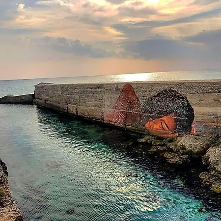 Lupomonaco 3*